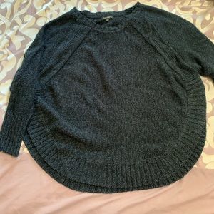 Sweater with side slits